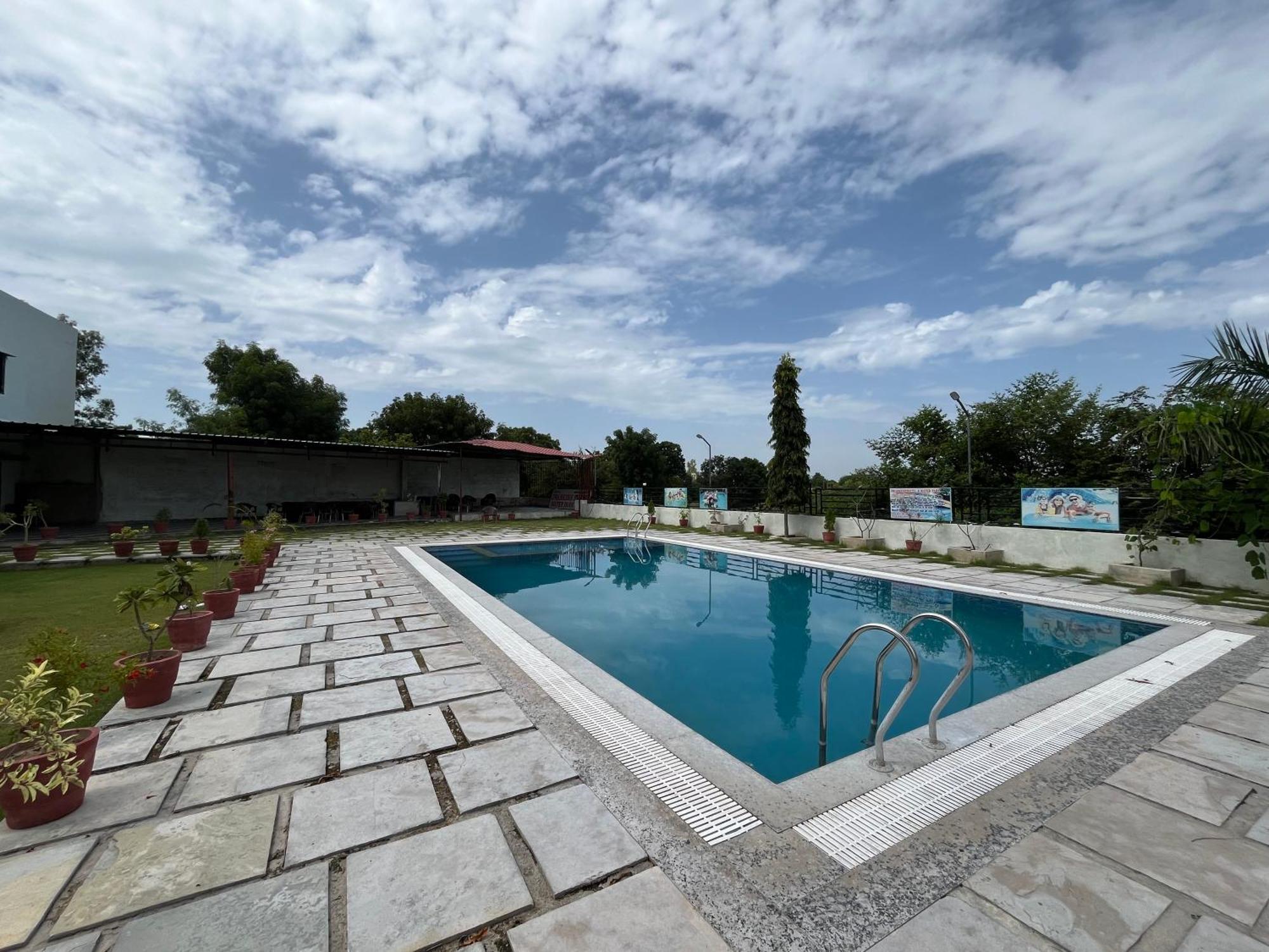 Sd Family Resort Club-Bar&Spa L Just 7Km From Shreenathji Nathdwara By Sk 966O9O1Oo6 Екстериор снимка