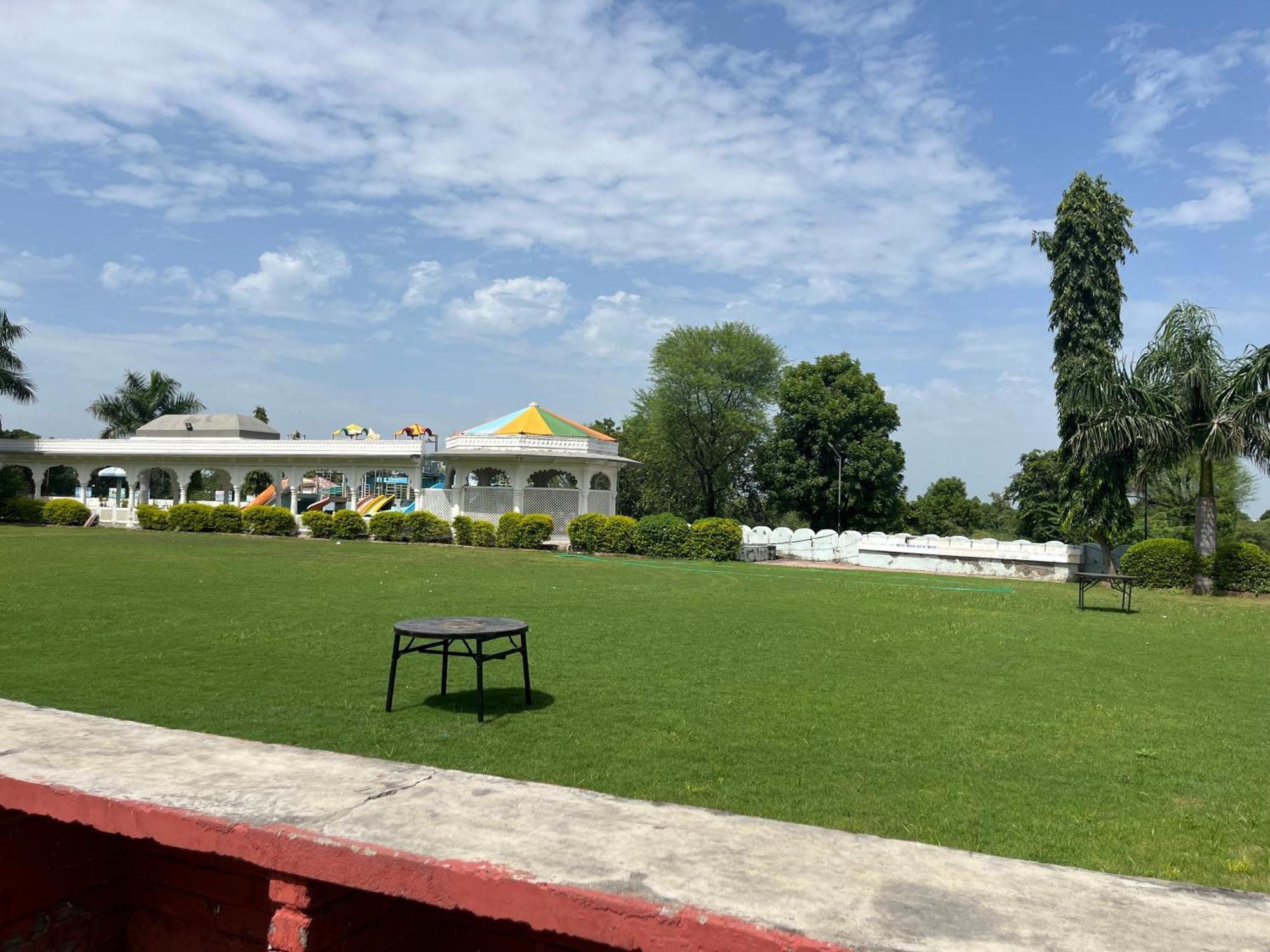 Sd Family Resort Club-Bar&Spa L Just 7Km From Shreenathji Nathdwara By Sk 966O9O1Oo6 Екстериор снимка